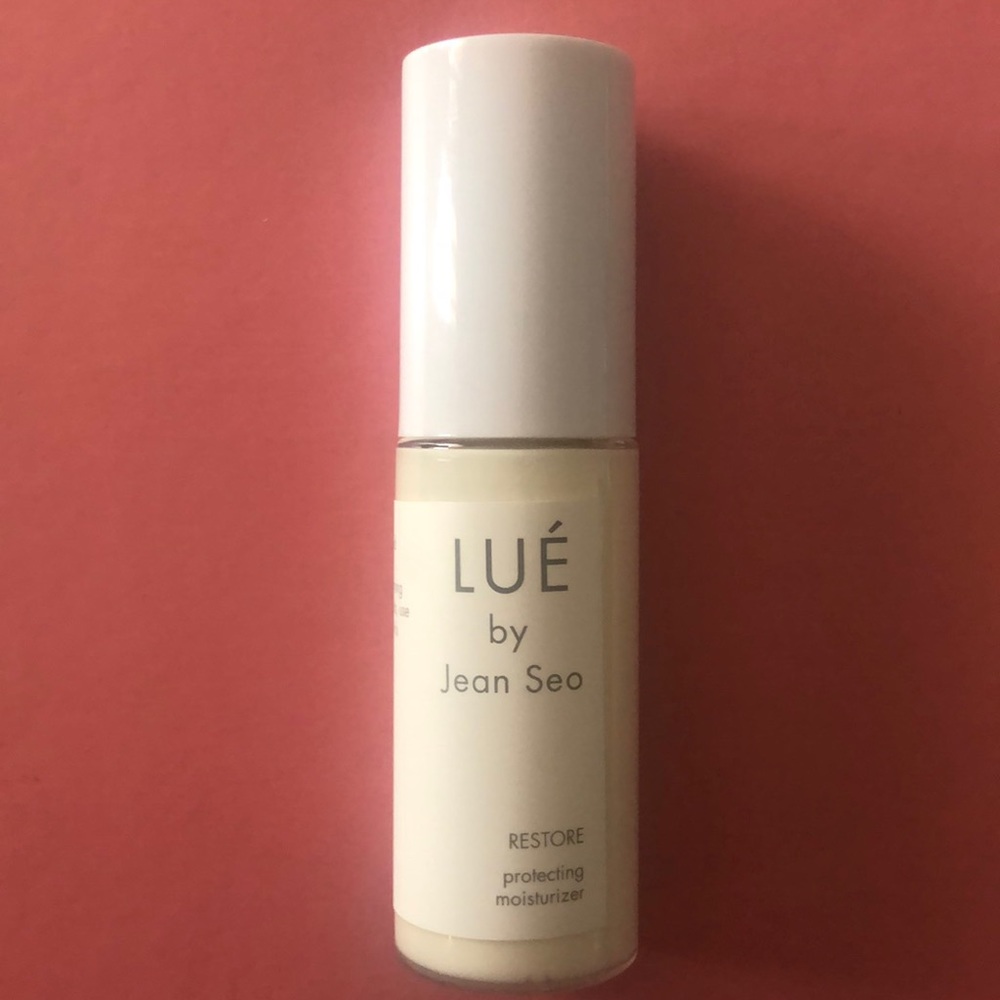 Lué by Jean Seo